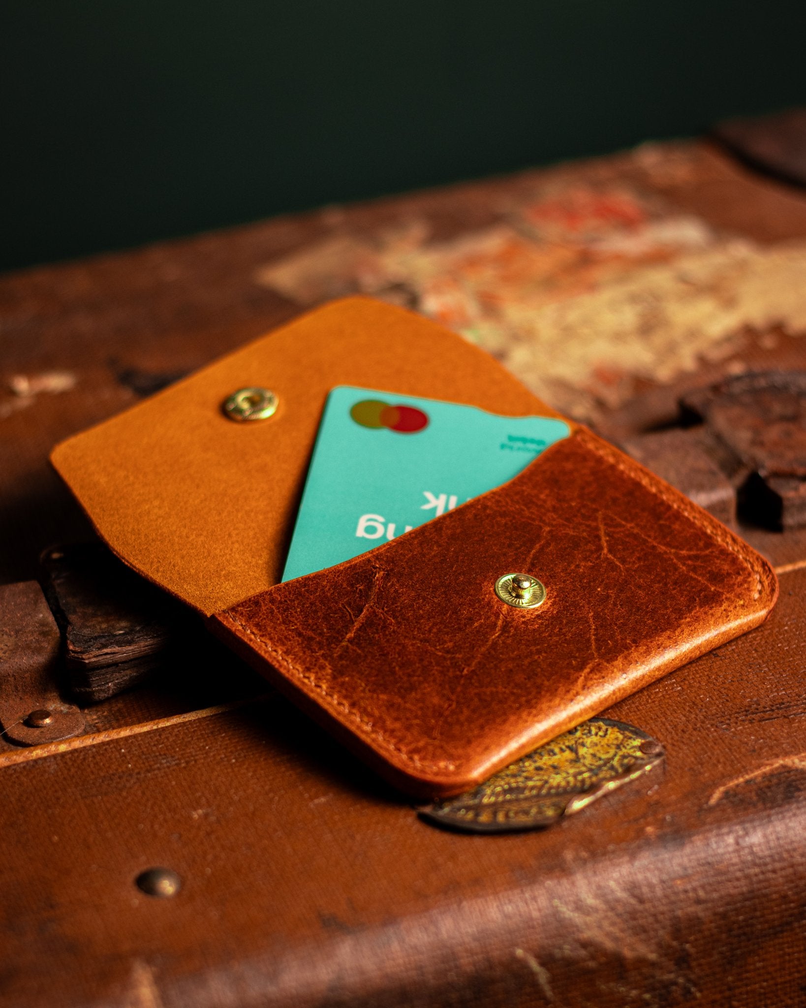 Open Leather Purse With Brass Popper in Distressed Tan